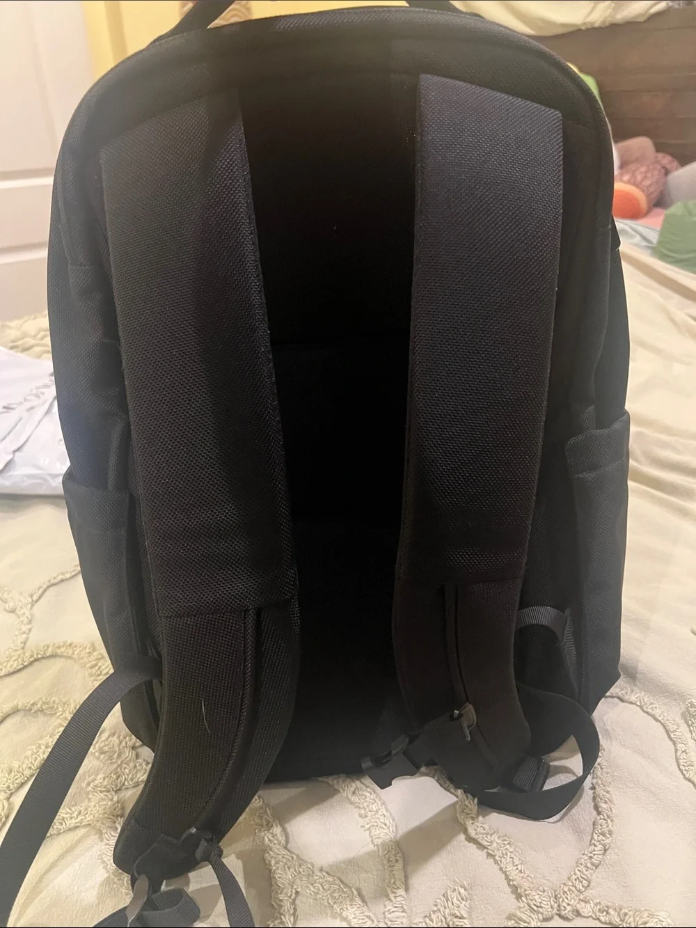 Lululemon Black Men's Multi-Pocket Backpack - Sleek Everyday Carry